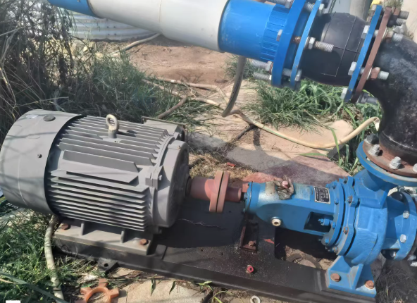 东方市地区处理全新37分体式离心泵一套