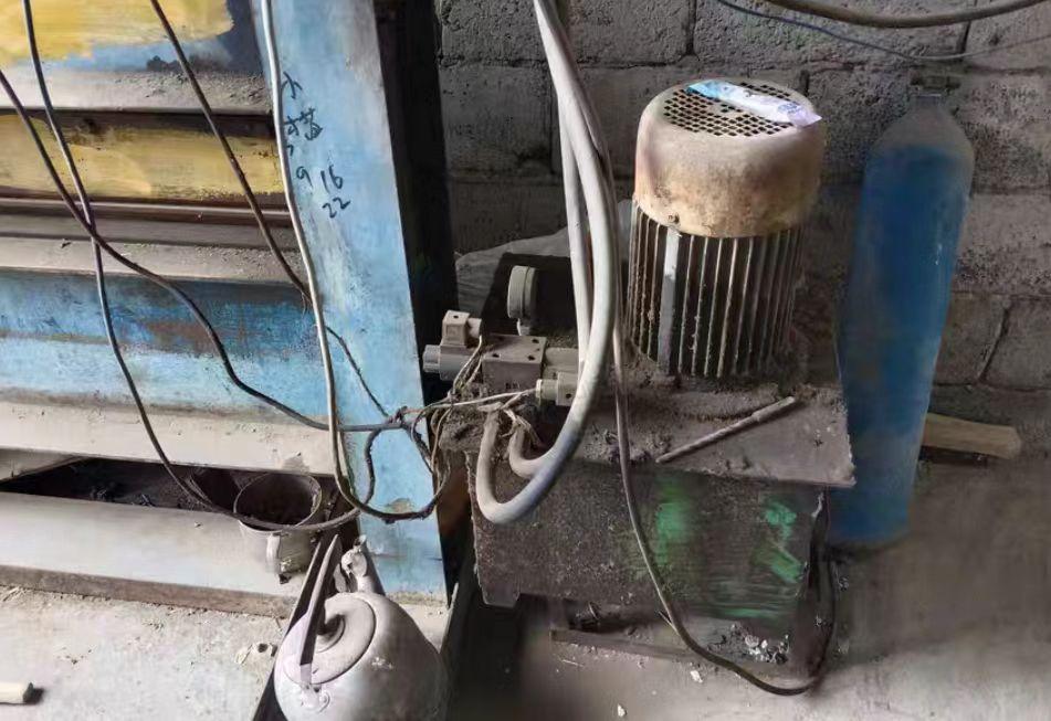 南阳市地区处理压瓦机、折边机