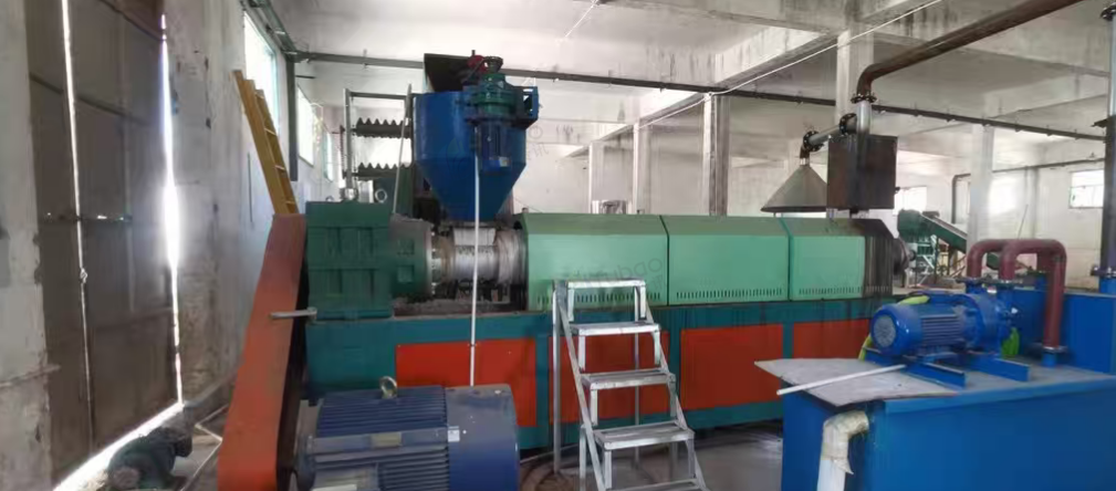 常德市地区处理240机型塑料（PE）造粒机全套设备