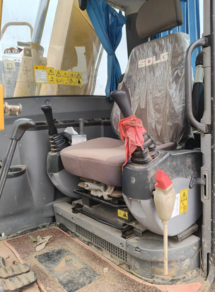 百色地区处理挖掘机