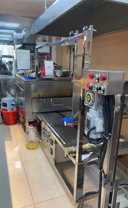 长春市地区个人闲置处理搅料机、自动上料机、烘烤机等槽子糕机器