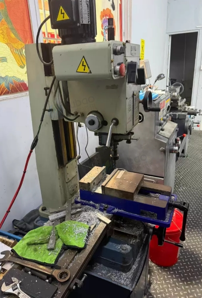 佛山市地区处理自用麒龙7045台铣床 