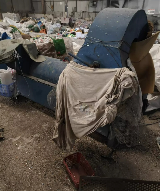 黔南地区个人处理塑料破碎一条线、80破碎机30电机、甩干机、水池等