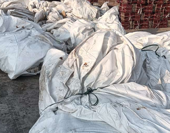 通辽市地区处理一批塑料苫布/塑料袋