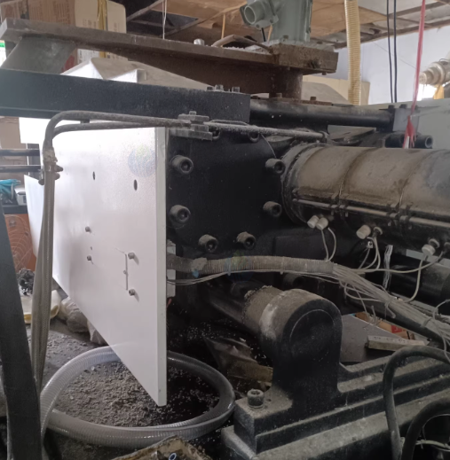 常州地区工厂处理震雄368T注塑机