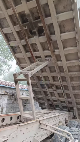 枣庄地区处理19年福田欧曼ETX自卸车