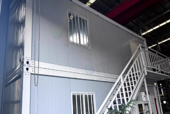 无锡地区公司处理两层80平方集装箱