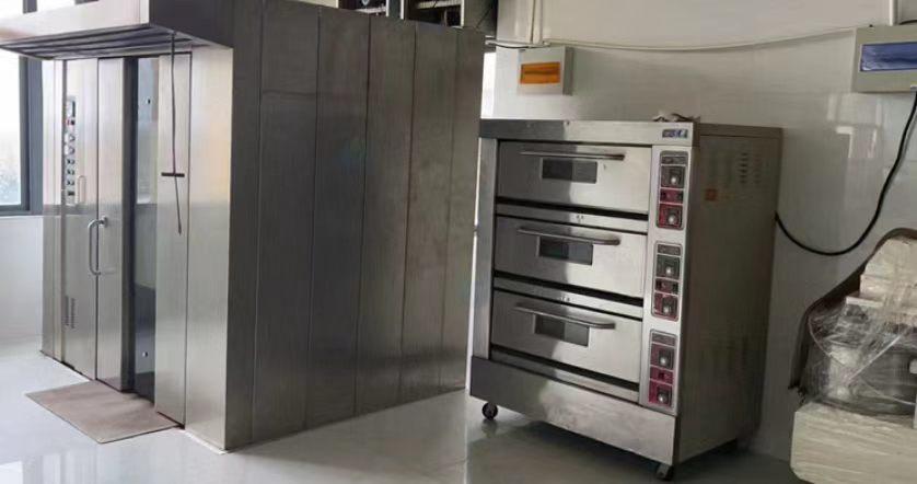 合肥市地区食品厂处理和面机、曲奇机、包装机、摆盘机、旋风烤炉等