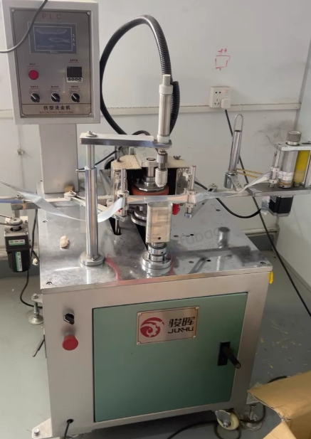 东莞市地区处理骏晖仿型烫金机