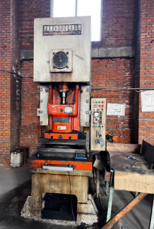 烟台地区工厂处理35吨冲床 80吨高速气动冲床