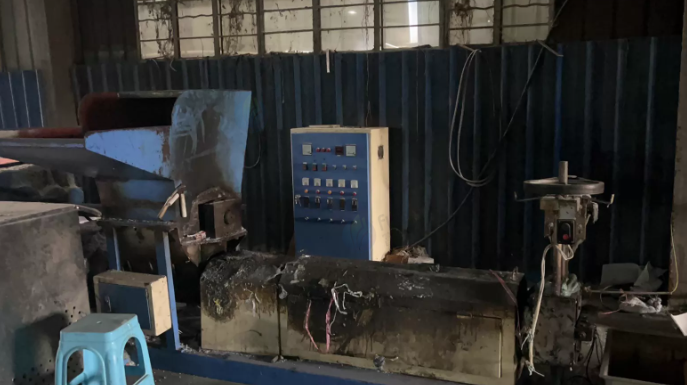 苏州市地区工厂处理125珍珠棉造粒机、EpE珍珠棉发泡机2套