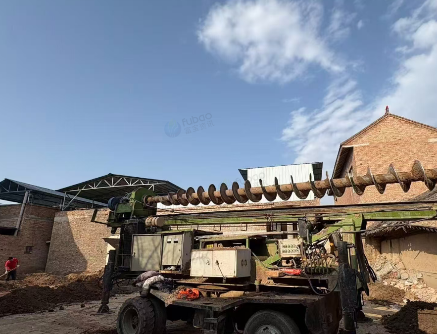 运城市地区工地处理力强360度旋转打桩机