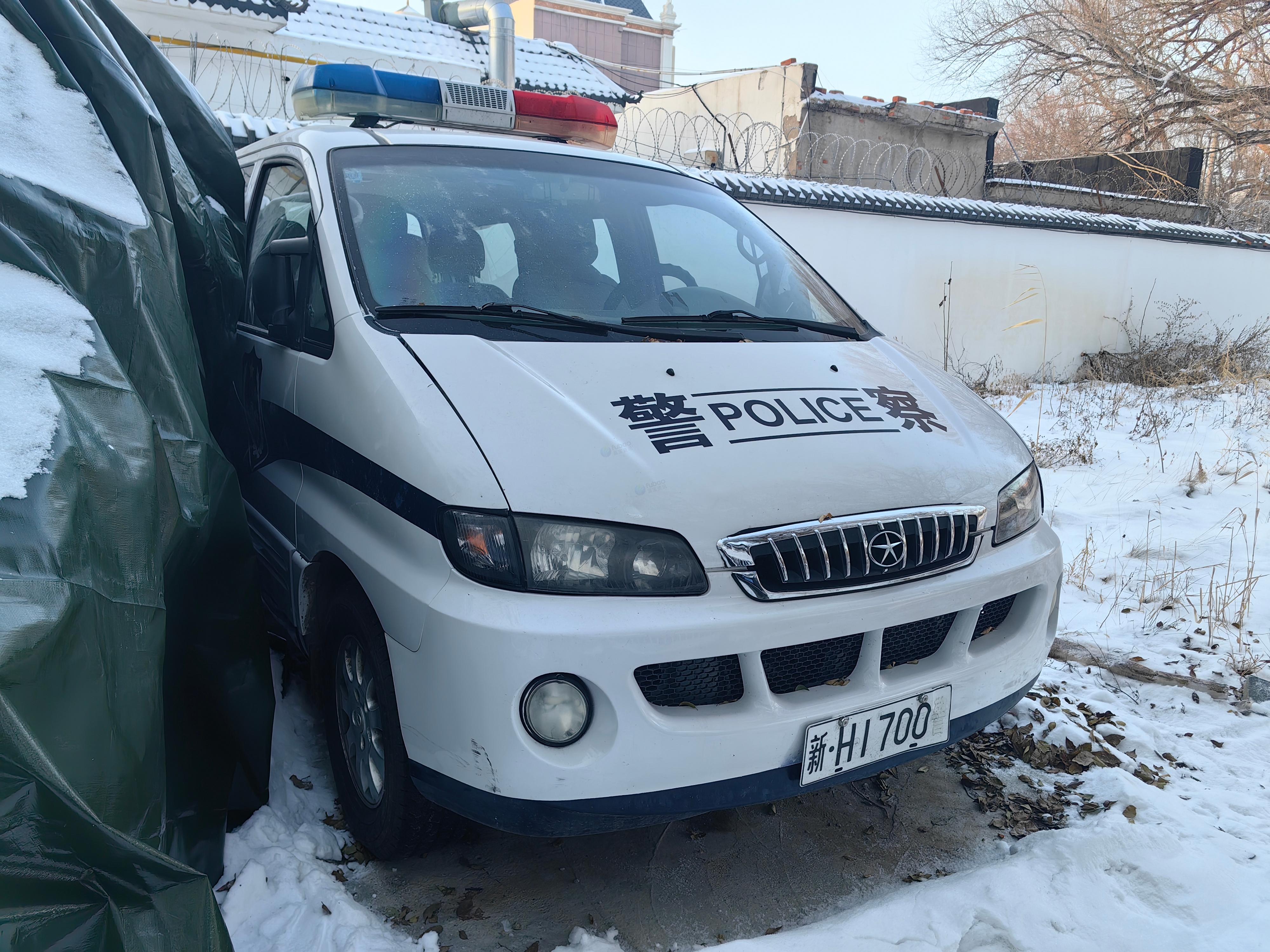 3月25日喀什市出入境边防检查总站30辆报废车转让公告