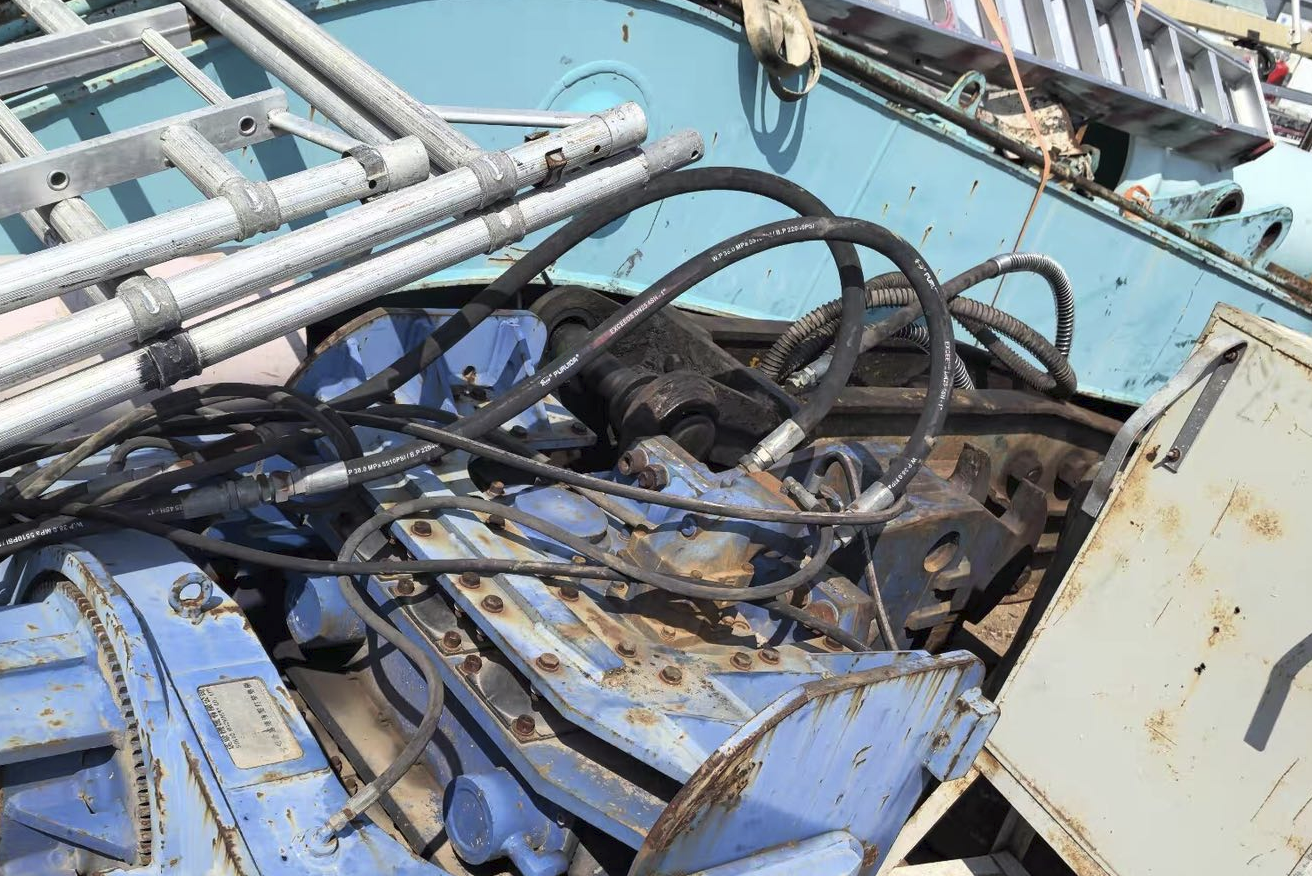 珠海市地区处理苏豪SH250高速液压打拔楼机