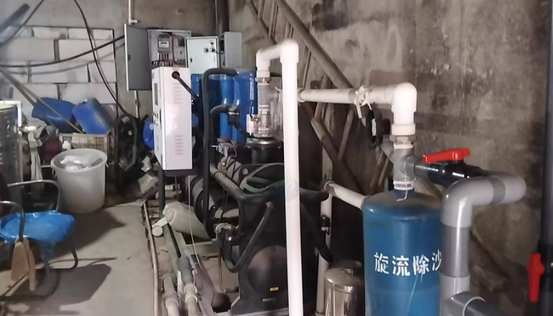 宿迁市地区处理水源热泵机组一套