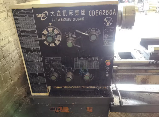 泉州市地区处理大连机床集团CDE6250A普车床