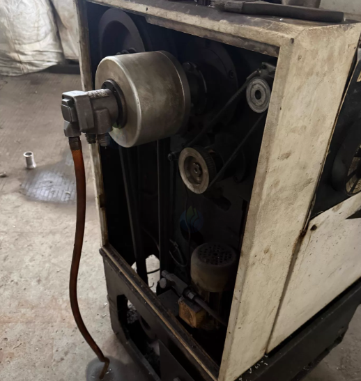 泰州市地区工厂处理大连机床集团CDE6140A数控车床