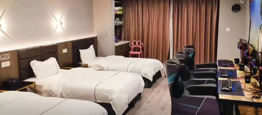 荆州地区处理1批电竞主机，显示器、电竞桌、电竞椅等电竞酒店设备