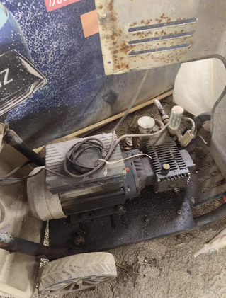 南宁地区处理不锈钢泡沫机、脚垫脱水机、220伏洗车机