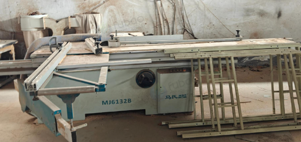 重庆地区工厂处理推台锯、带锯、钻孔机、挤出机、集尘器