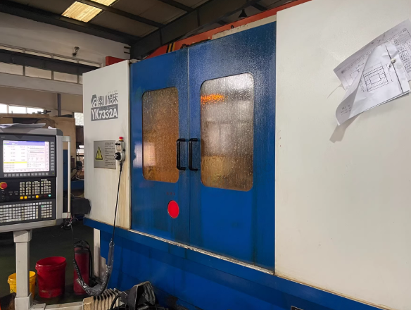 常州市地区工厂处理机床设备2台