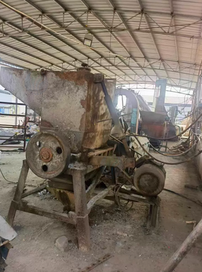 宜春市地区处理1000型配提料绞龙、60风选一组 