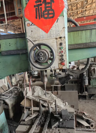 济南市地区工厂处理Z3050＊16/1摇臂钻床