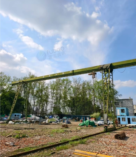 成都市地区处理龙门吊