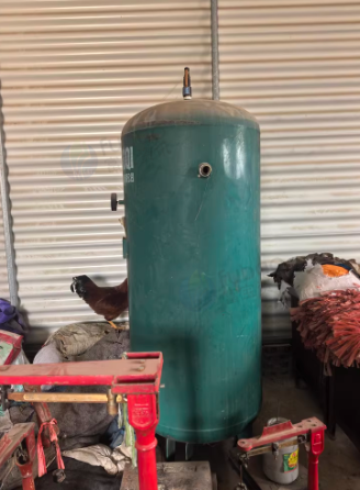 青岛市地区处理螺杆空压机 冷冻式干燥机 储气筒