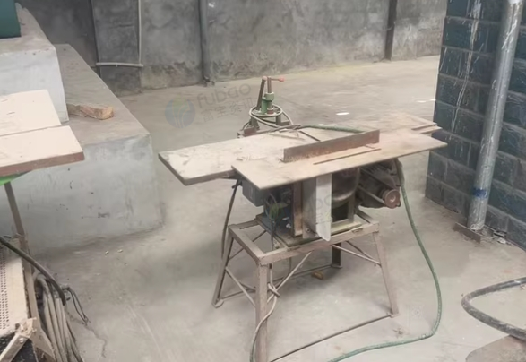 德阳市地区处理丝网印机器、木工设备、三台刨木机、两台台钻