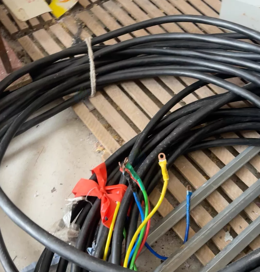 盐城地区处理电柜电缆、美食蓬65顶等