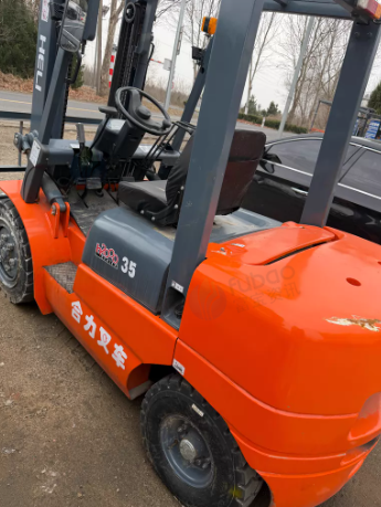 青岛市地区处理3.5吨合力叉车