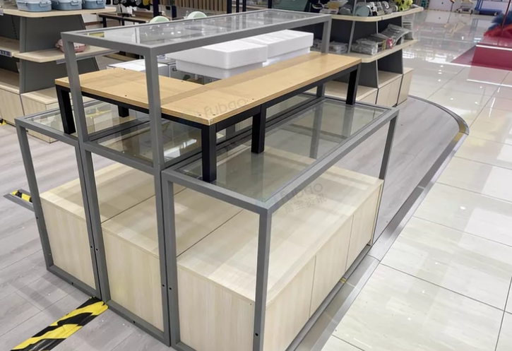 成都市地区处理10多组货架