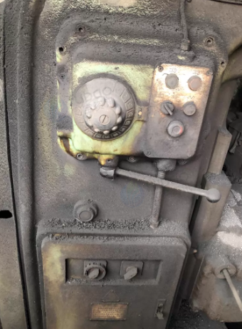 青岛市地区工厂处理X5032型立式升降台铣床