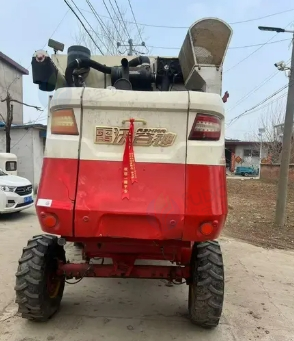 徐州市地区处理雷沃小麦收割机