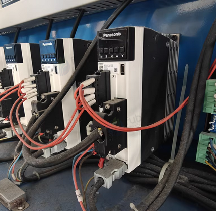 泉州市地区处理松下伺服驱动器MADLN15SE