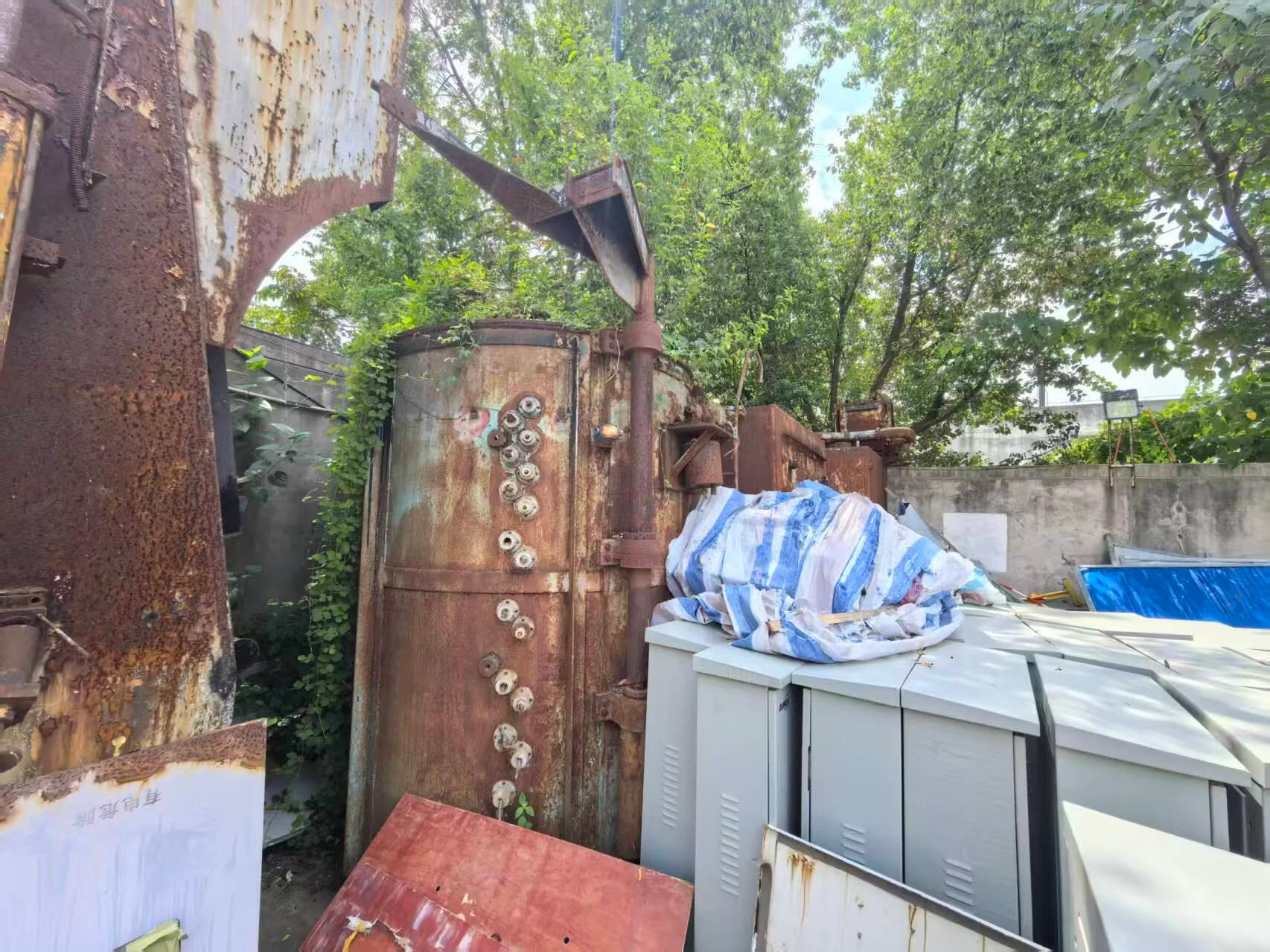 3月27日武汉市汽车零部件公司一批热处理炉组、氮化炉、电组炉、数显双柱座标镗床、数控立式升降台铣床、加工中心、压力机等机械设备网络拍卖公告