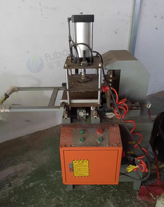 来宾地区处理全套金利星门窗机器