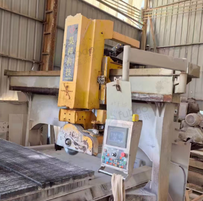 惠州市地区处理三轴红外线龙门桥切机