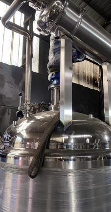 武汉地区处理一吨电加热双层反应釜、冷凝器等