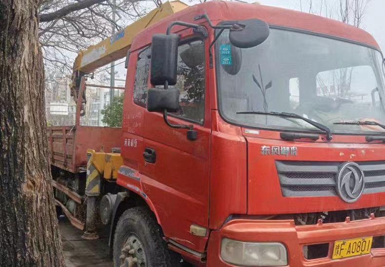 鹤壁地区处理徐工8吨随车吊