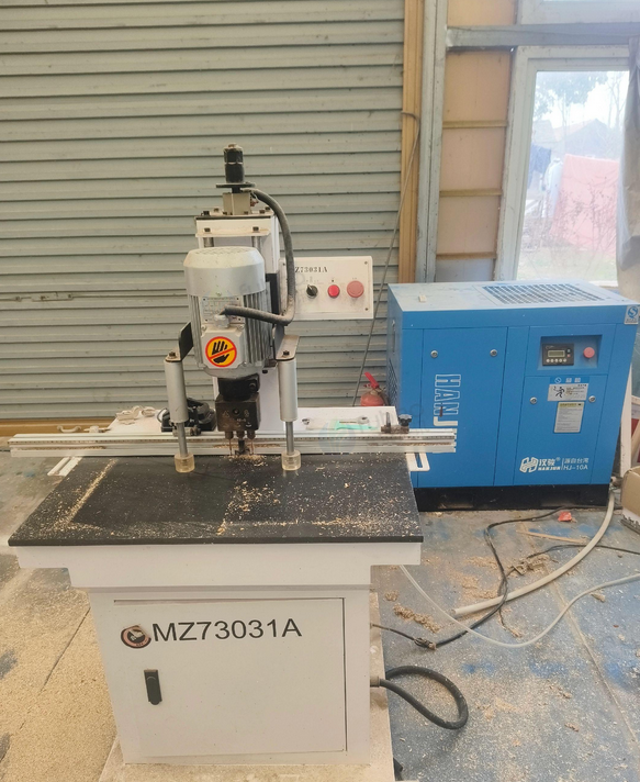 菏泽市地区家具厂处理封边机 精密锯 螺杆空压机等设备