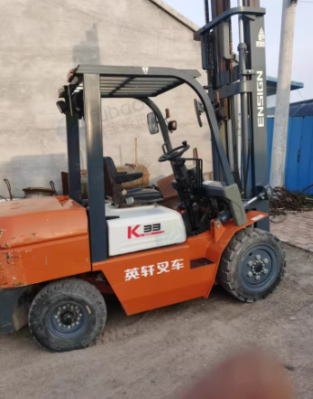 潍坊市地区处理22年3.3吨英轩叉车