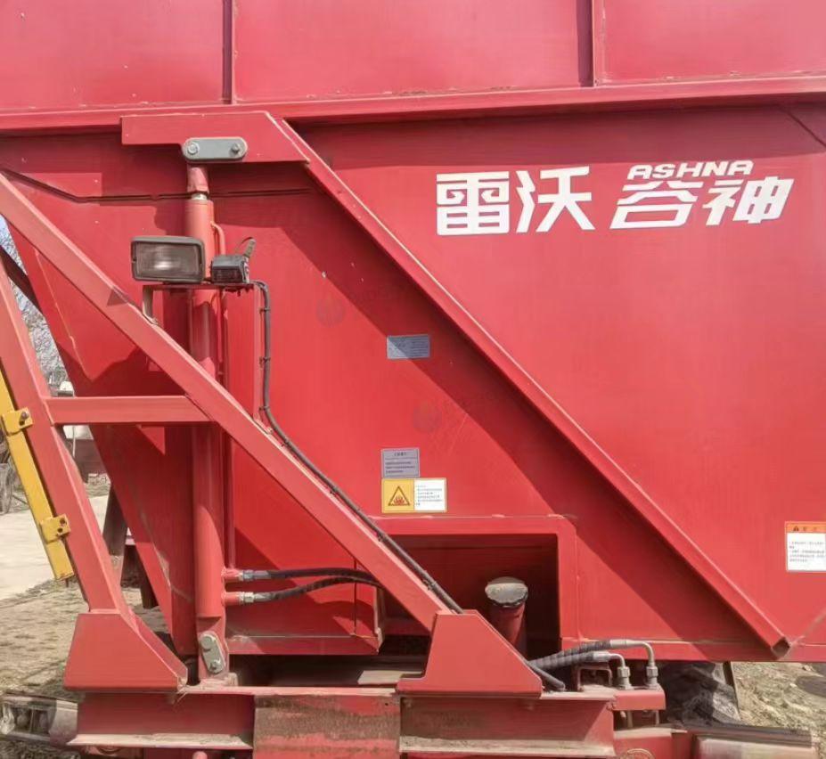 蚌埠市地区处理小麦机、玉米机、拖拉机