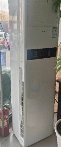 通辽市地区处理熟食展示柜、空调、工作台、调料架、炸货机、双开门冰柜等麻辣鸭货设备