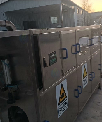 昌吉市地区处理全自动大桶水灌装机、4吨灭菌机、大桶水洗桶机