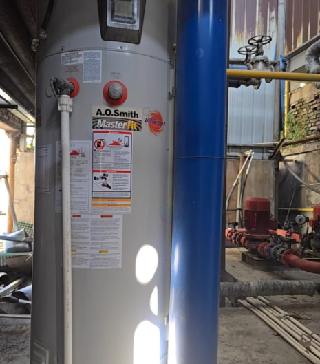南通市地区工厂处理BTC-33史密斯商用燃气热水器3台