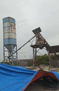 防城港地区公司处理75搅拌机、80吨水泥罐1等