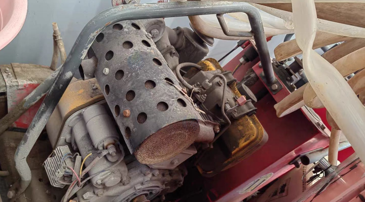 盐城市地区处理混凝土马路开槽机柴油机、三相钢筋切割机、三相台钻、混凝土开孔器、管子弯管机、12千瓦发电机、钢筋成型机等