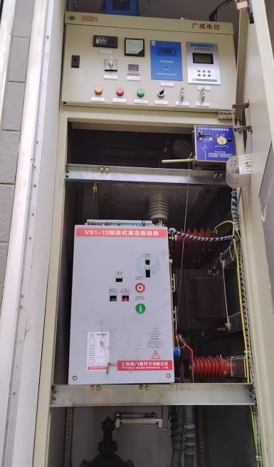 南充市地区处理箱式变电站一套